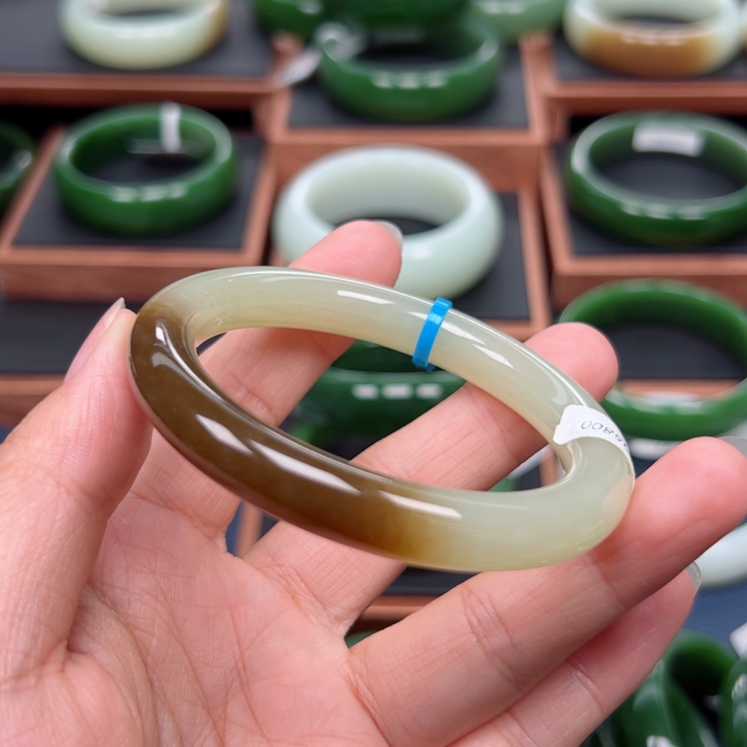 未镶嵌手镯和田玉（糖玉）初*55