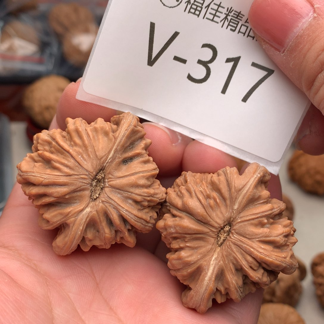 文玩核桃把件42楼……..