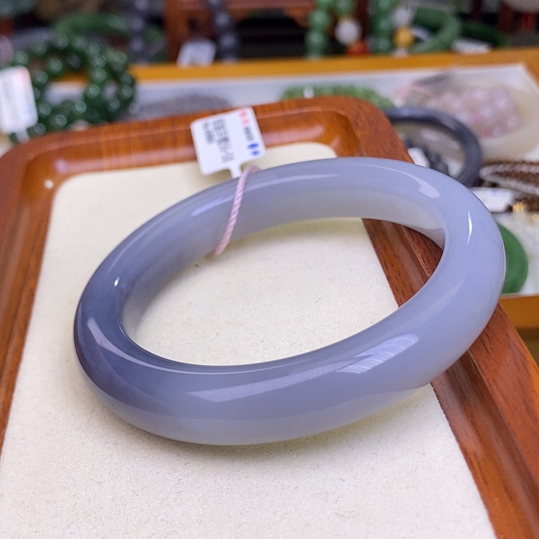 和田玉烟紫一口紫手镯57.5圈口未镶嵌