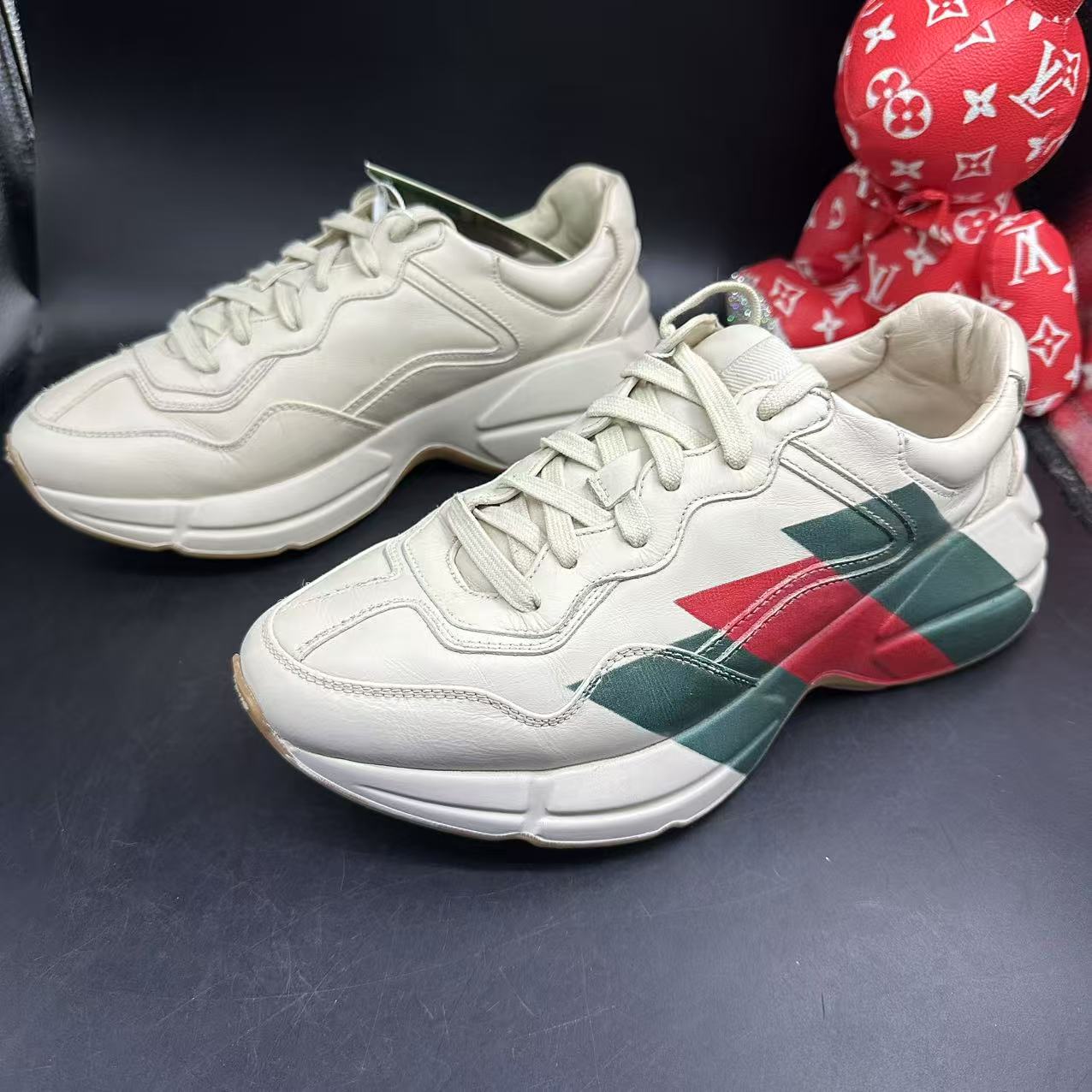 95新 GUCCI/古驰 【AO特惠】40欧码 男士米白唐三彩老爹鞋uu015