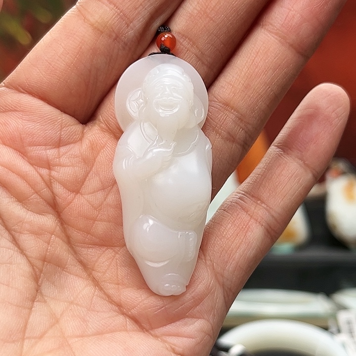 和田玉颈饰未镶嵌