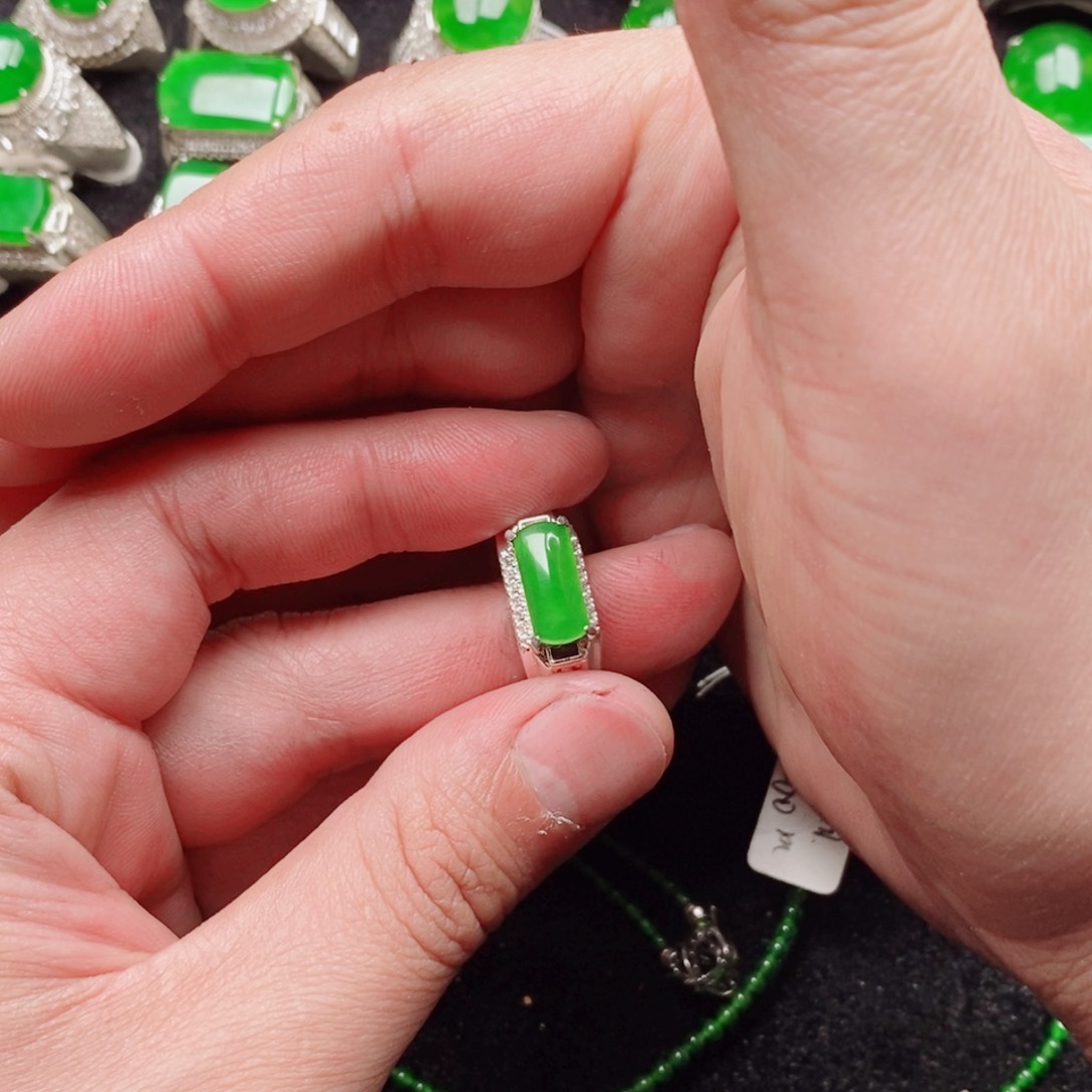 未镶嵌戒指翡翠浪*天然翡翠