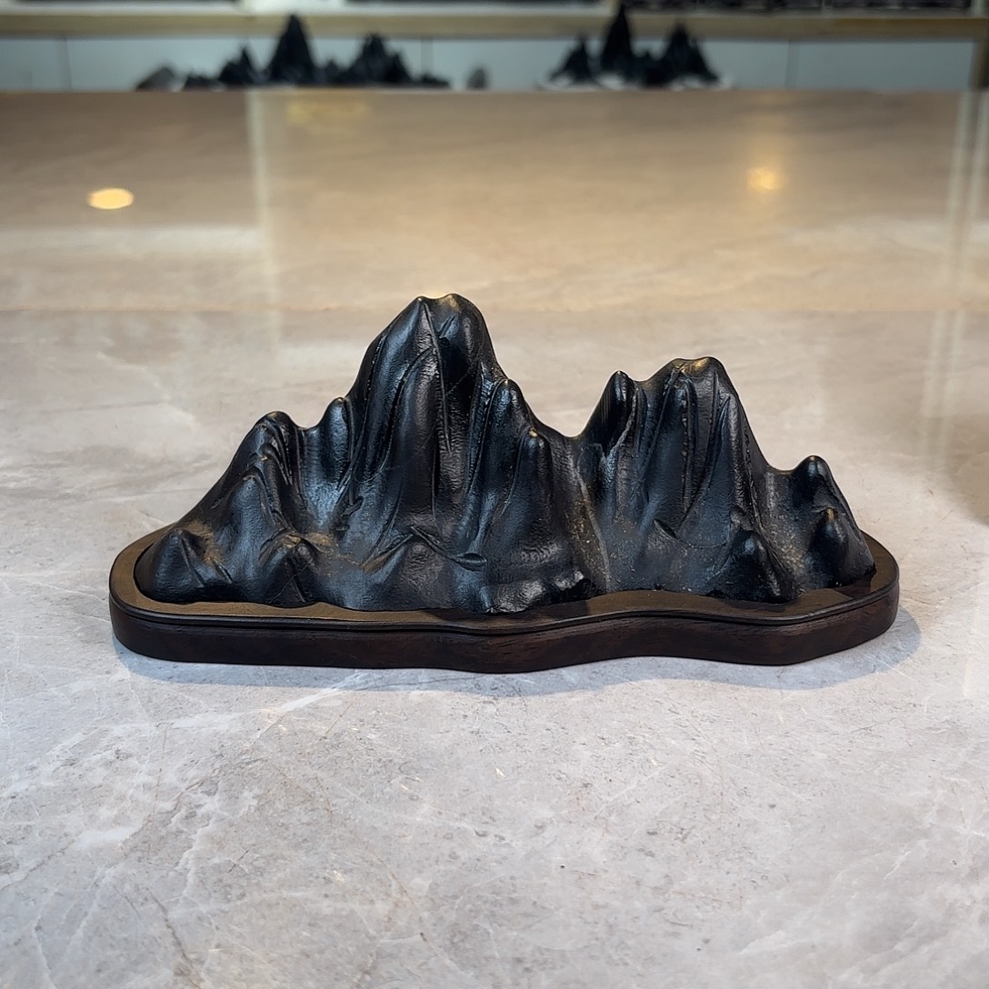 吉***洪灵璧石手工雕刻奇石摆件