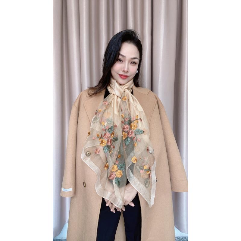 瑕疵杏色海棠花秋冬款刺绣款桑蚕丝羊毛围巾丝巾披肩百搭时尚长款