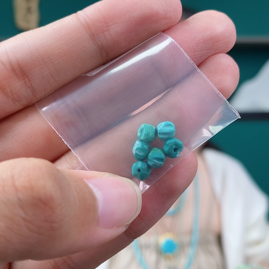 未镶嵌绿松石珠宝奇石