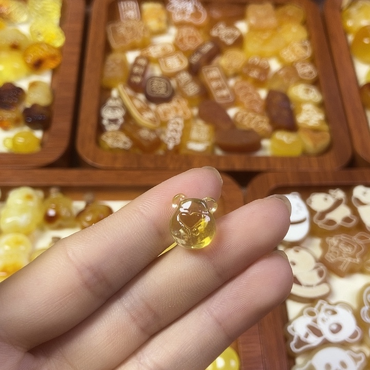 橄榄核吊坠小熊头15