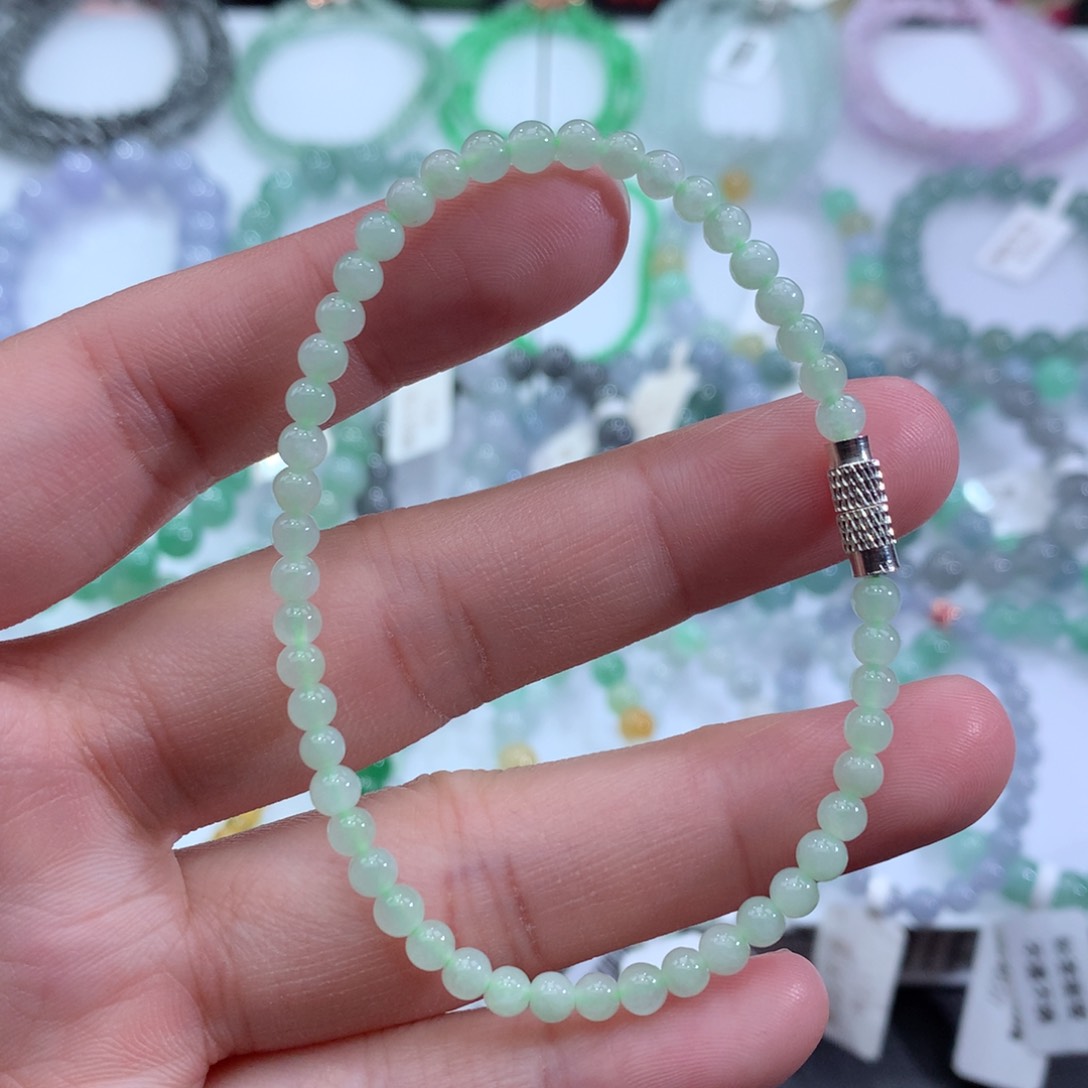 翡翠手链未镶嵌天然