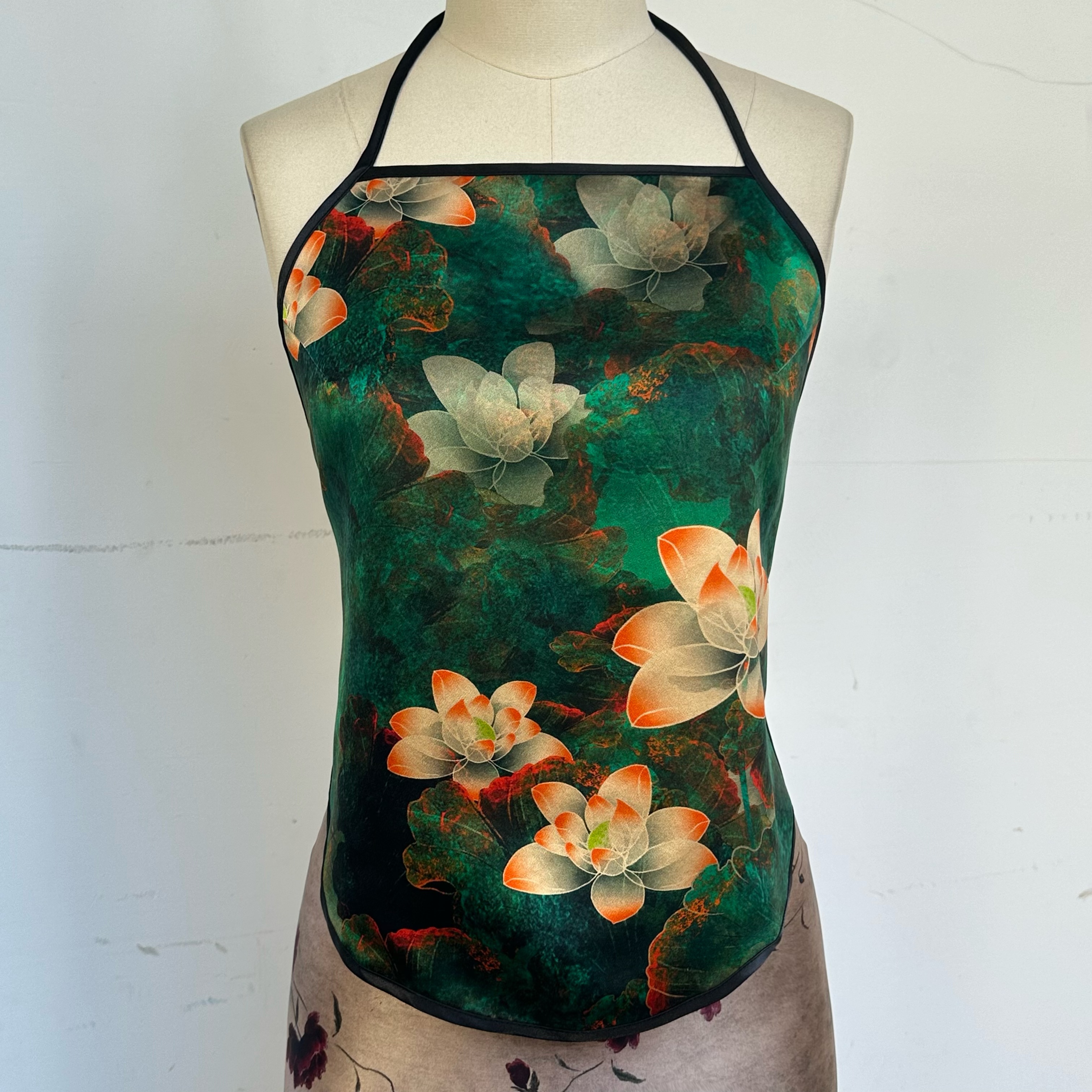 【香云纱】100桑蚕丝真丝古法肚兜 均码 拍摄技术不行 以直播间为准