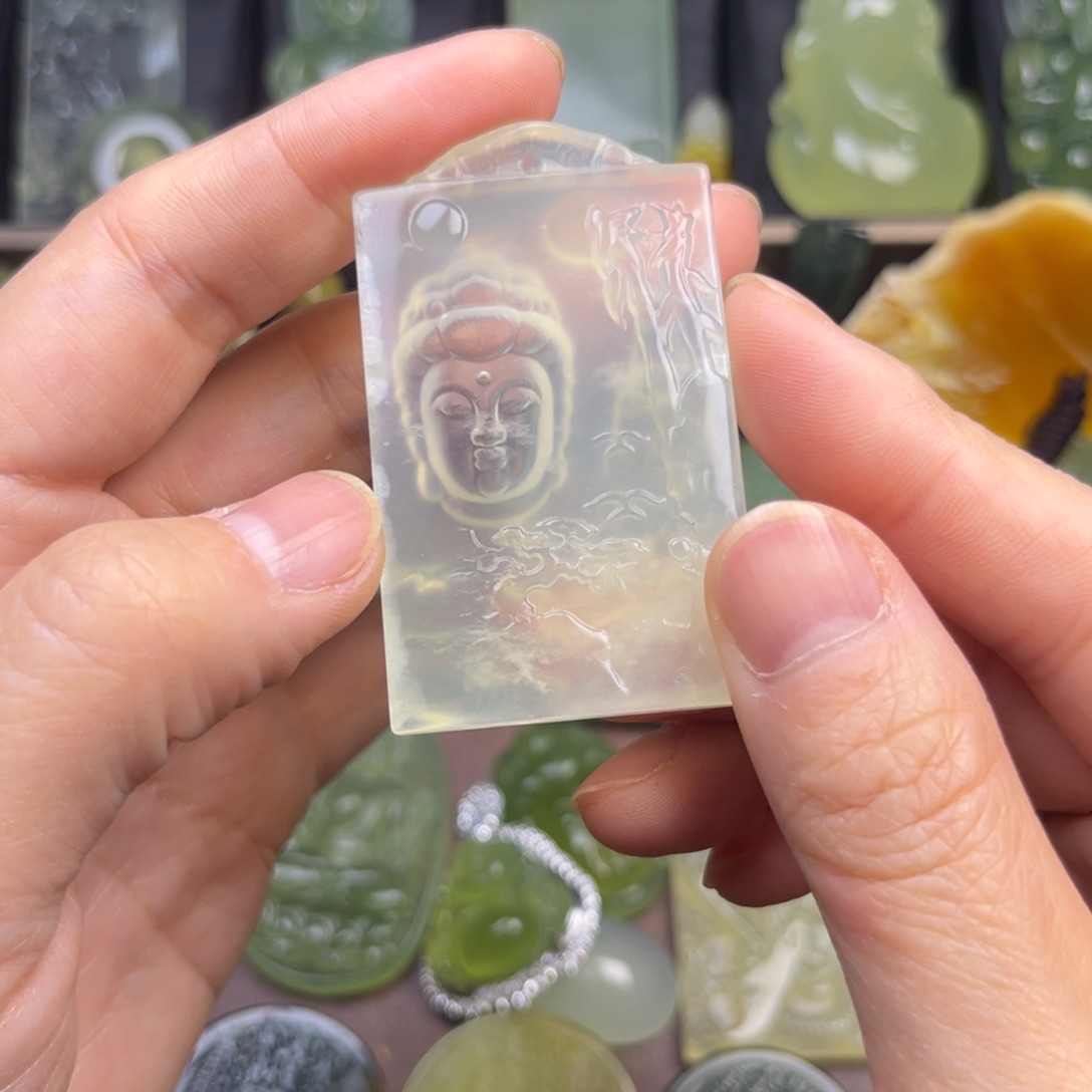 蛇纹石玉未镶嵌吊坠(赠链)