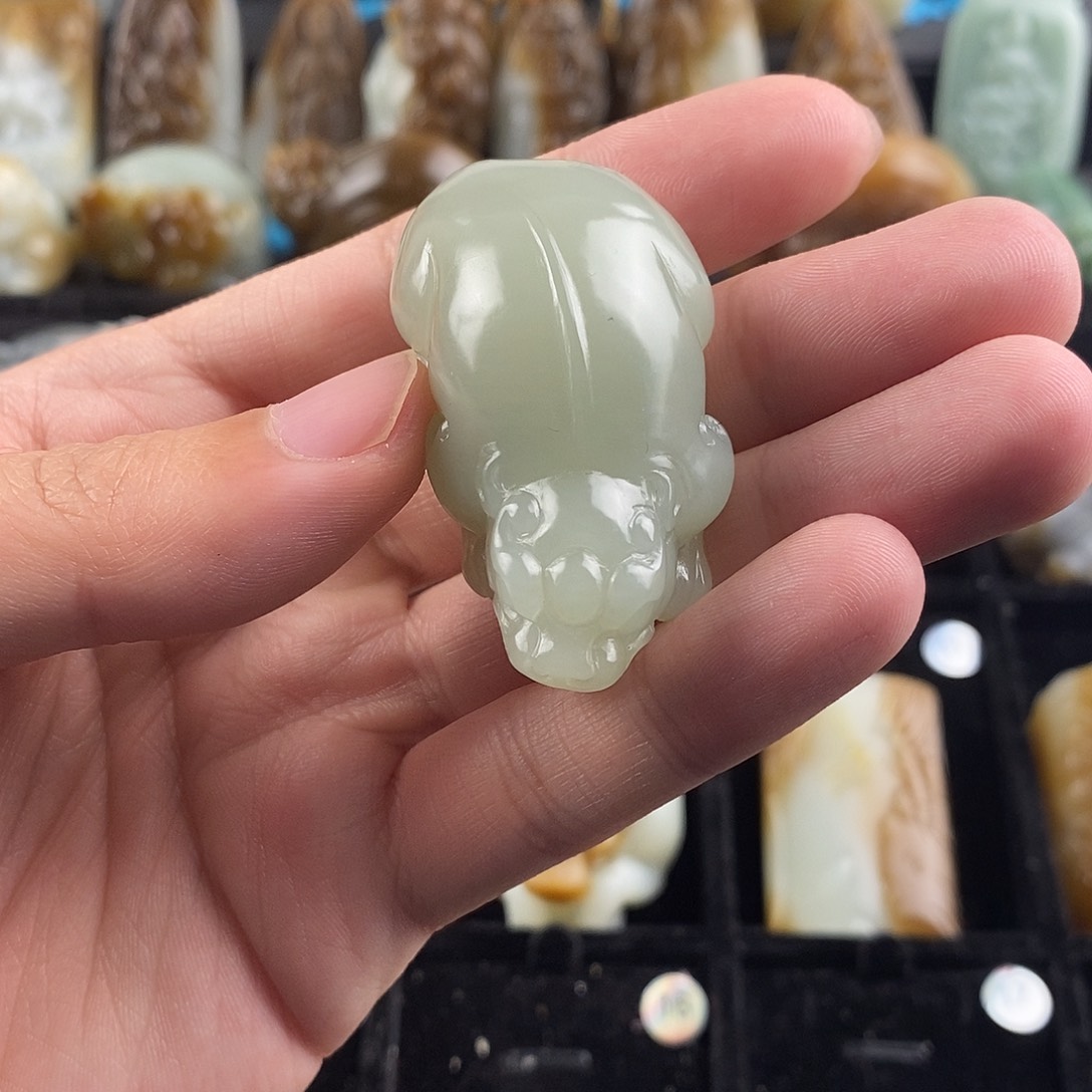 和田玉挂件未镶嵌