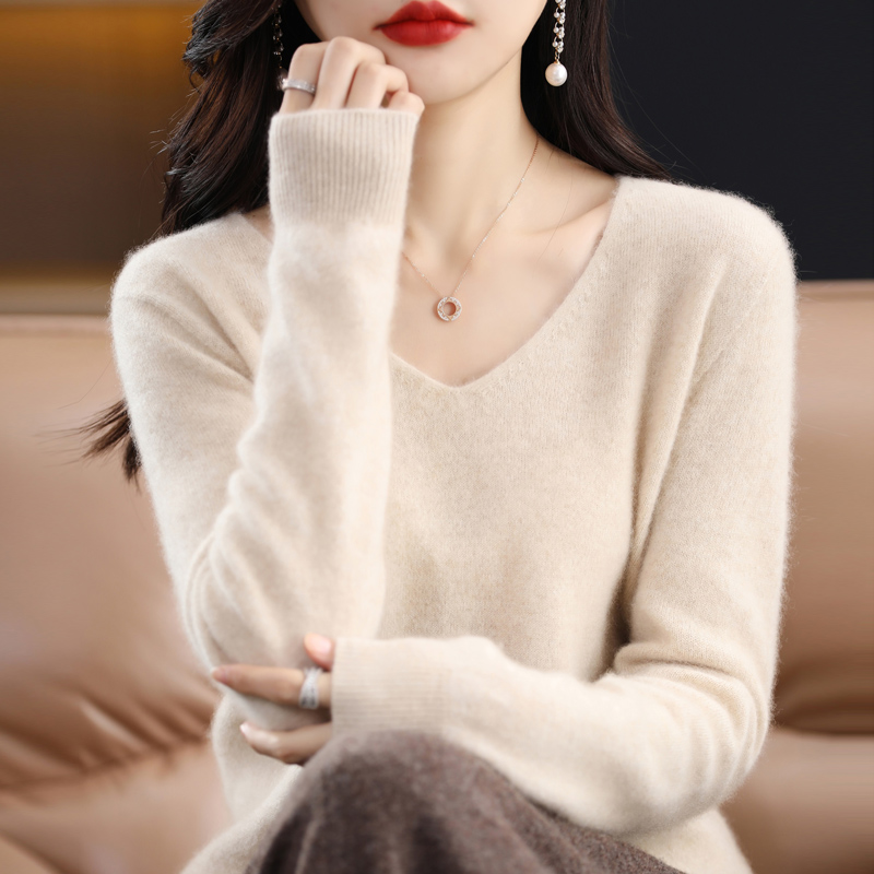 秋冬新款女经典一线成衣V领气质百搭遮肉显瘦女款纯羊绒衫#