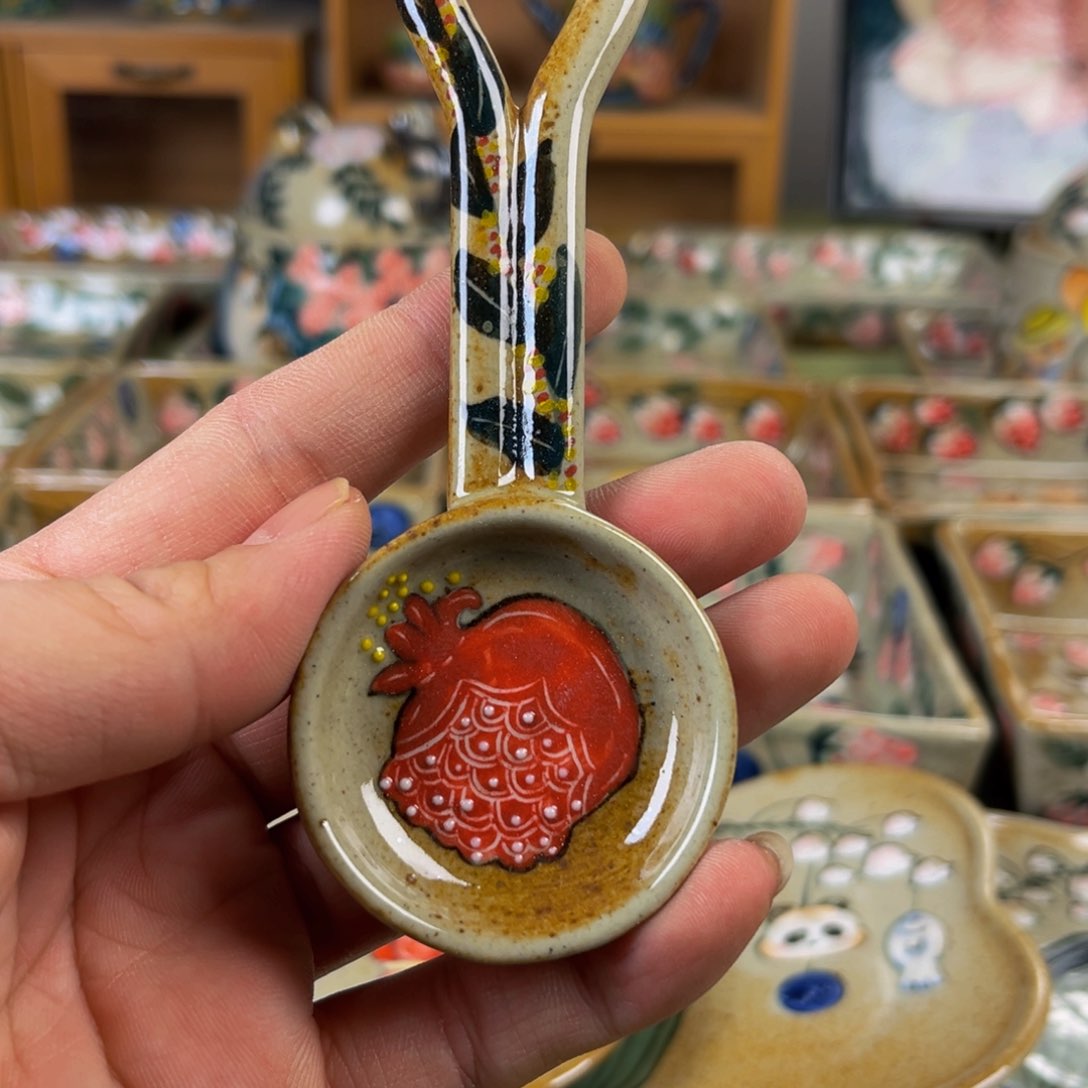 【闪购商品】摆件桃园山房釉下五彩