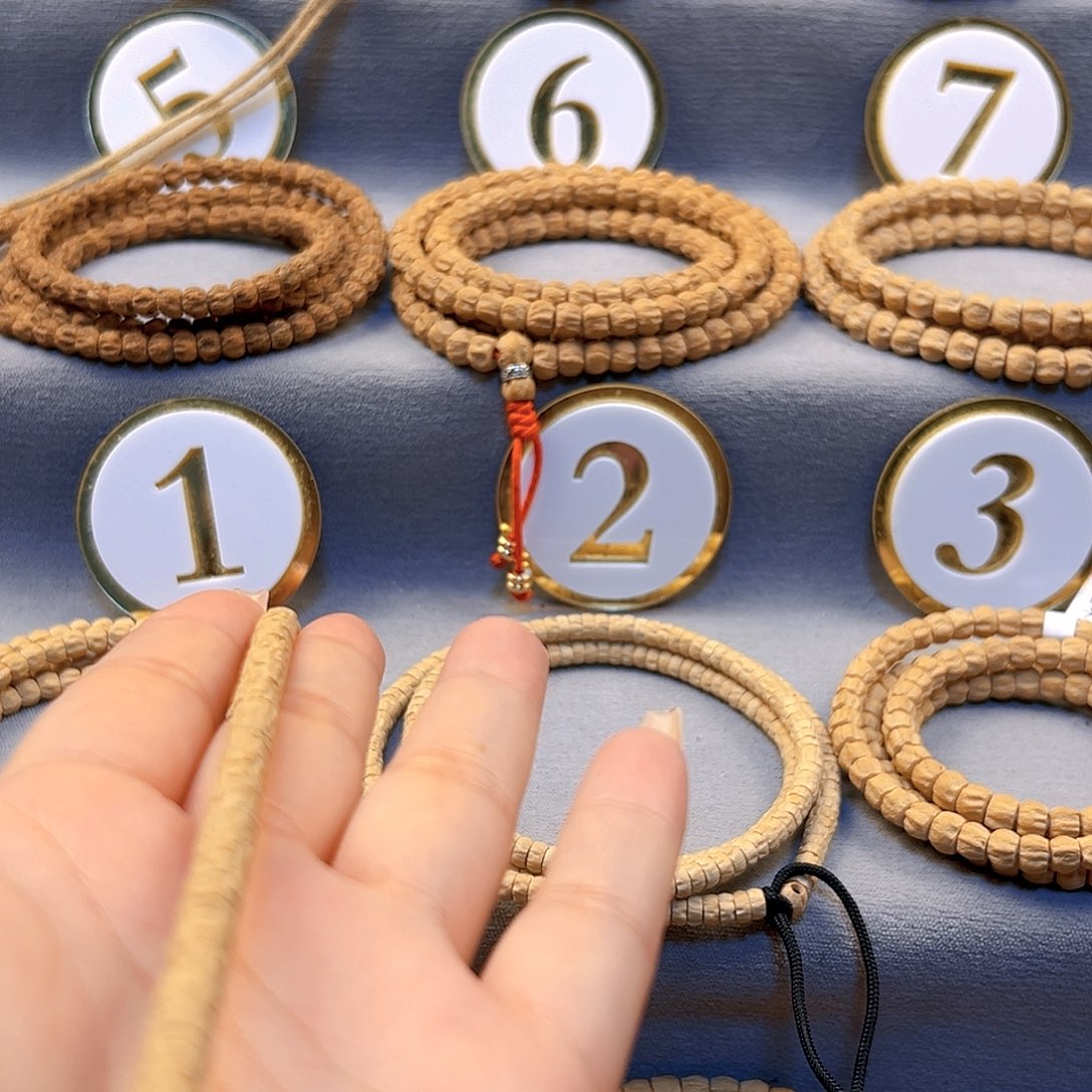 柏香籽/百香籽手串胖**琴