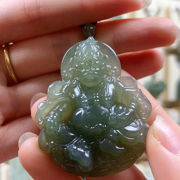 颈饰未镶嵌和田玉可*