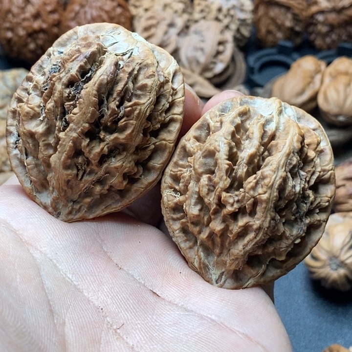 文玩核桃吊坠小涵46