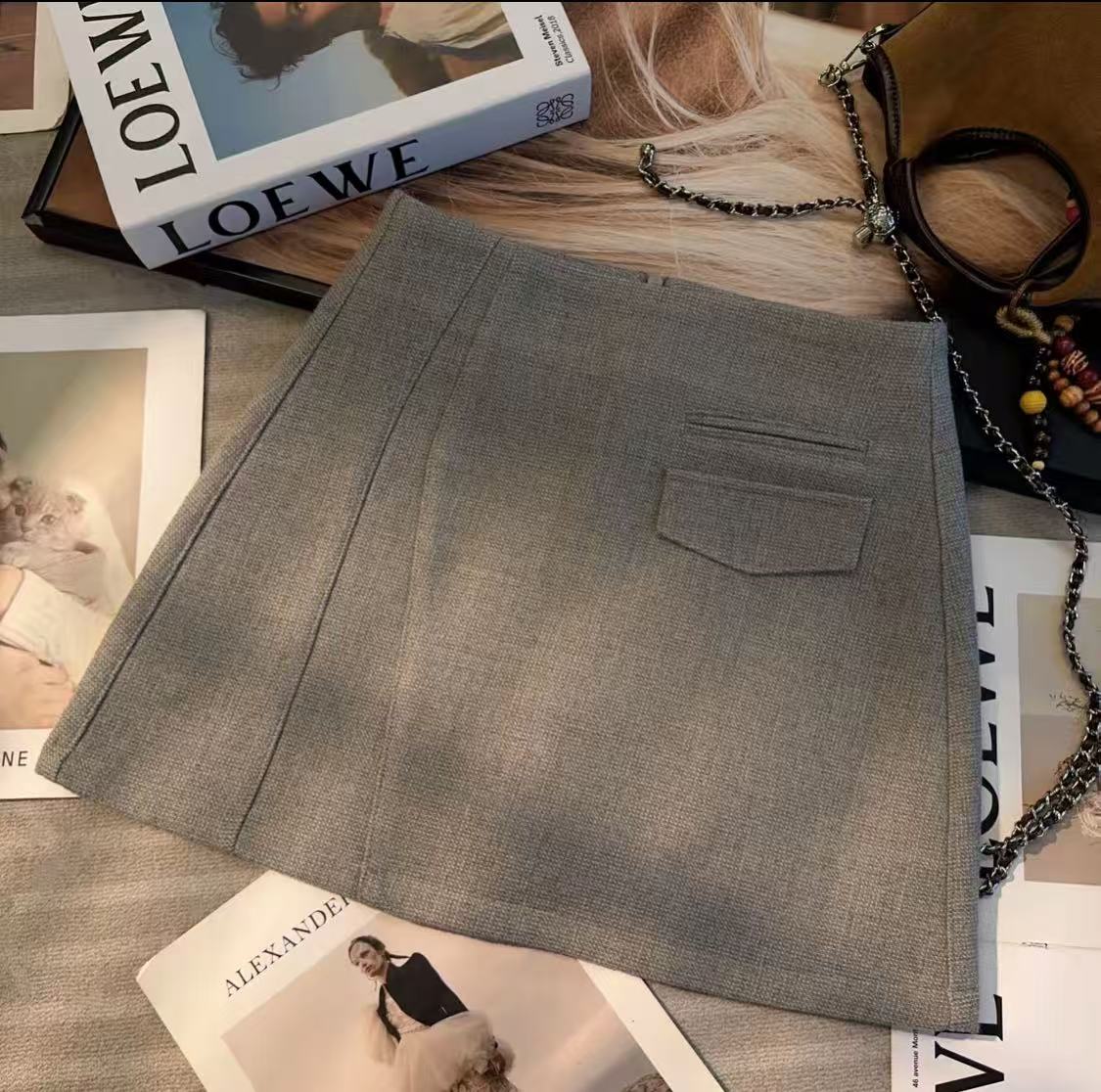 2025韩版高腰显瘦A字裙短裙不规则时尚毛呢半身裙秋冬包臀裙子