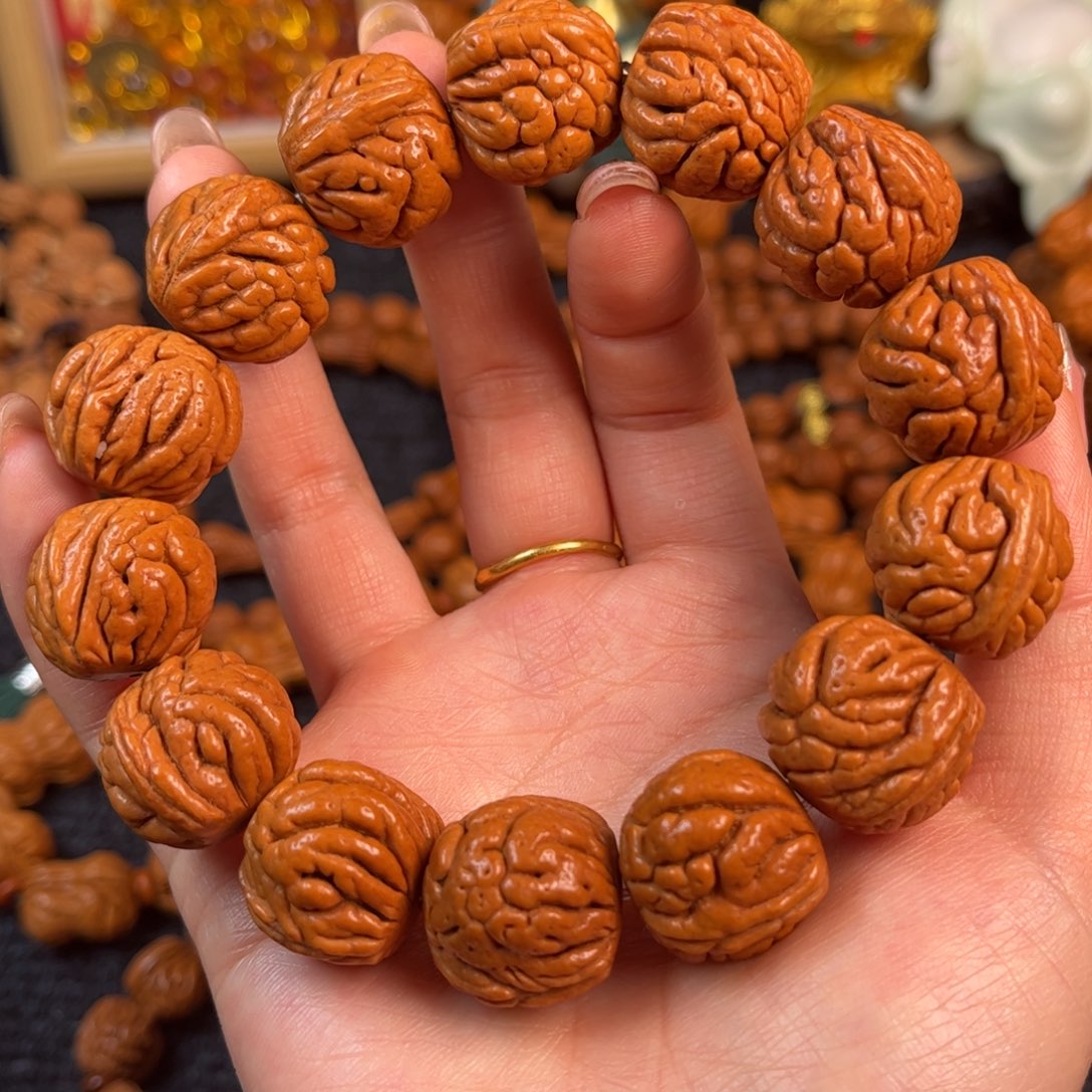 桃核手串A8链接手串