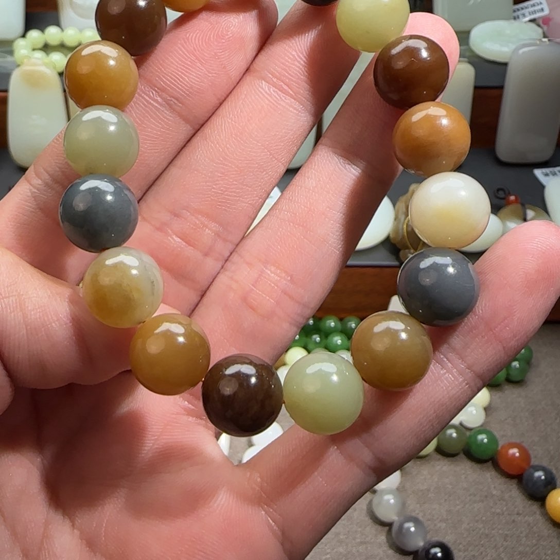 和田玉手链未镶嵌顺**水