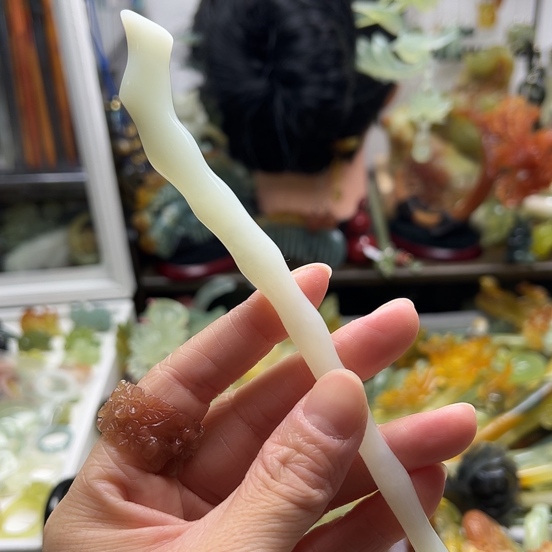 蛇纹石玉发饰合金