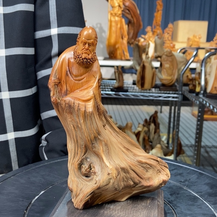 柏木（崖柏）随型摆件