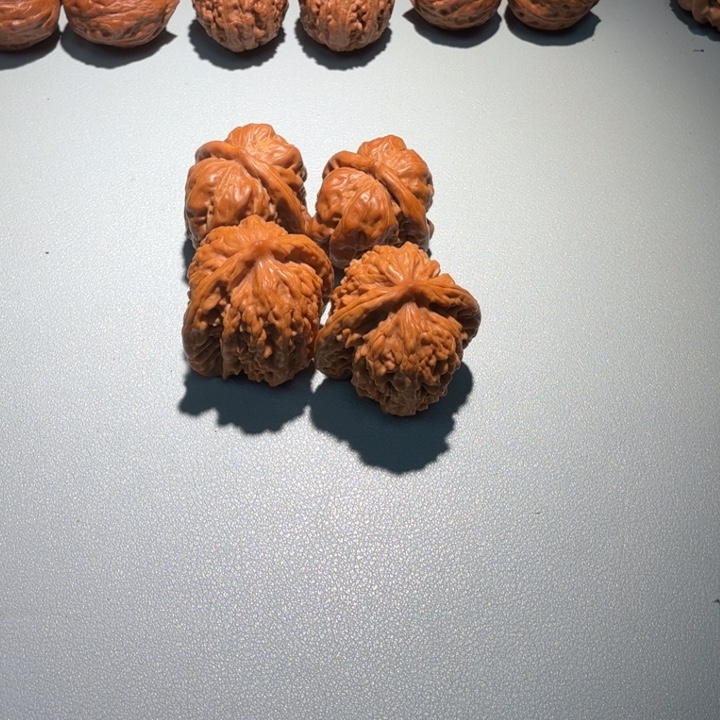 喆***犇吊坠文玩核桃8888