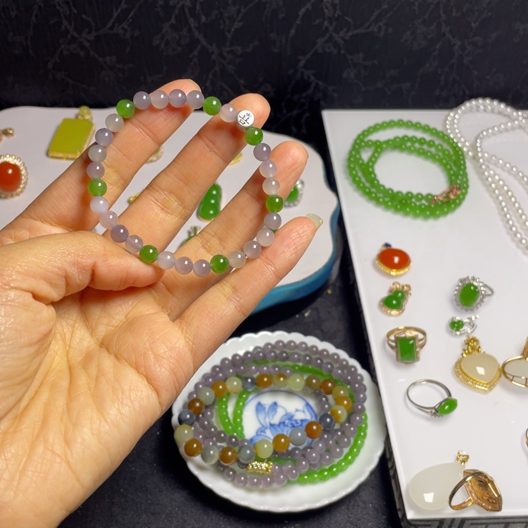 和田玉未镶嵌手串