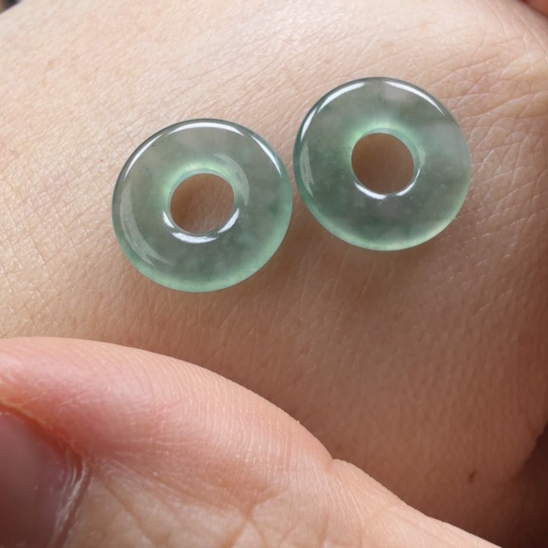 翡翠未镶嵌戒指8002