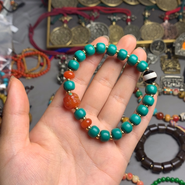 藏地密码藏饰品串