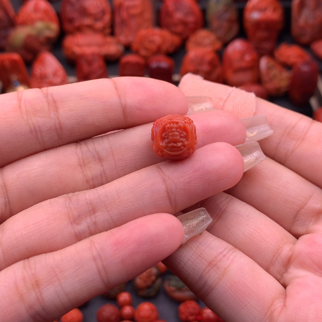 南红玛瑙南红川料无相观音六方12mm未镶嵌