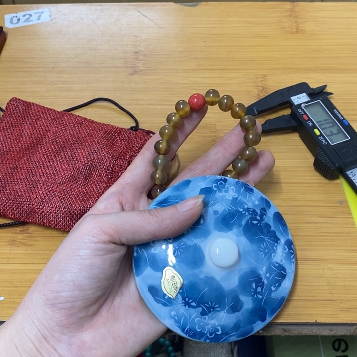 摆件中古工艺品一件