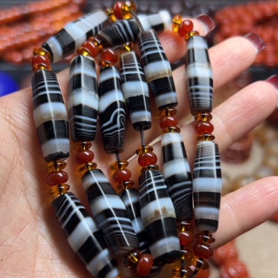 玛瑙/玉髓颈饰未镶嵌