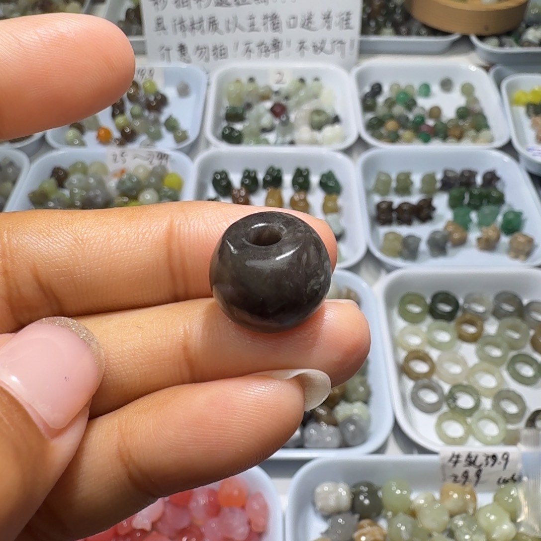 和田玉未镶嵌珠宝奇石