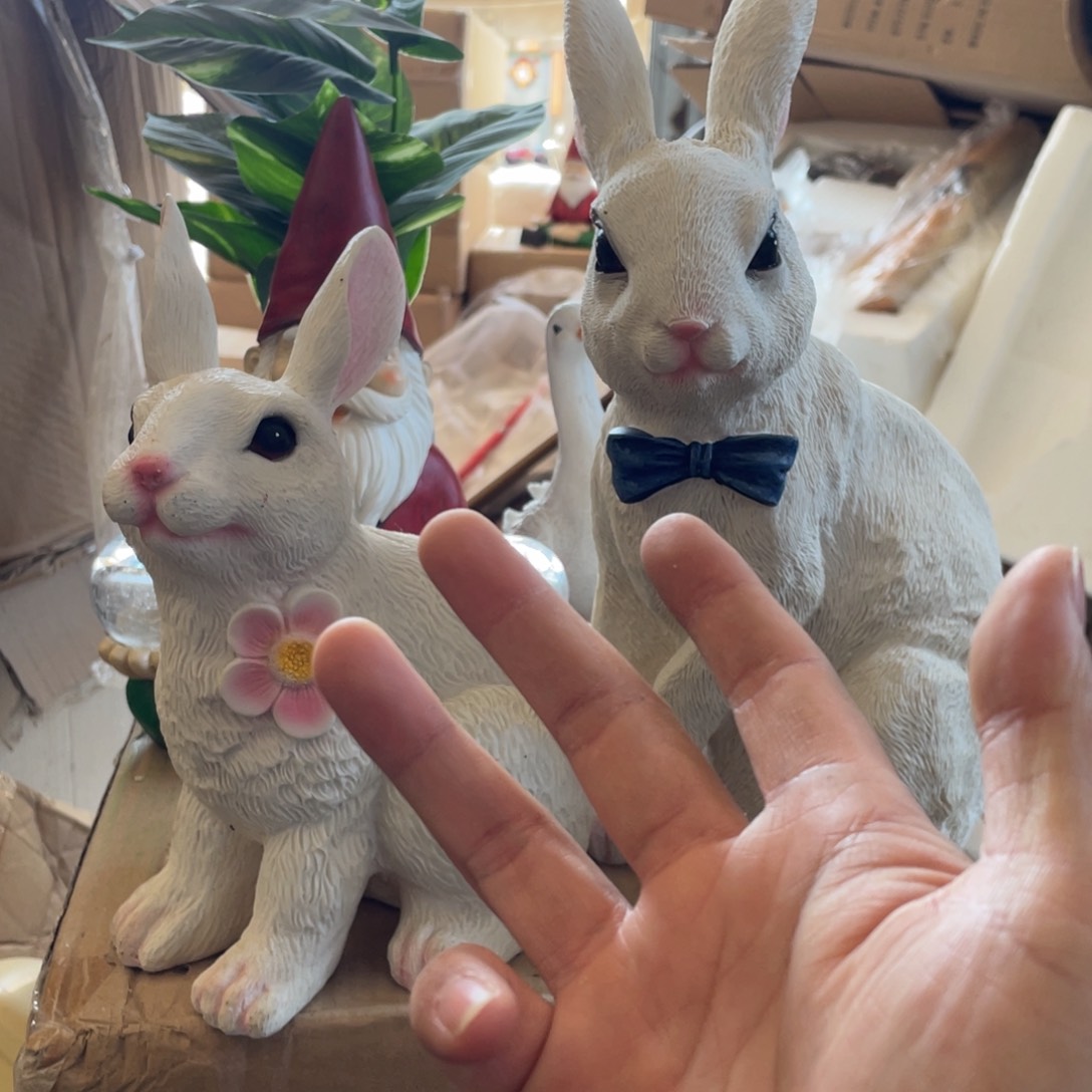 【闪购商品】树脂仿真小白兔一对蝴蝶结