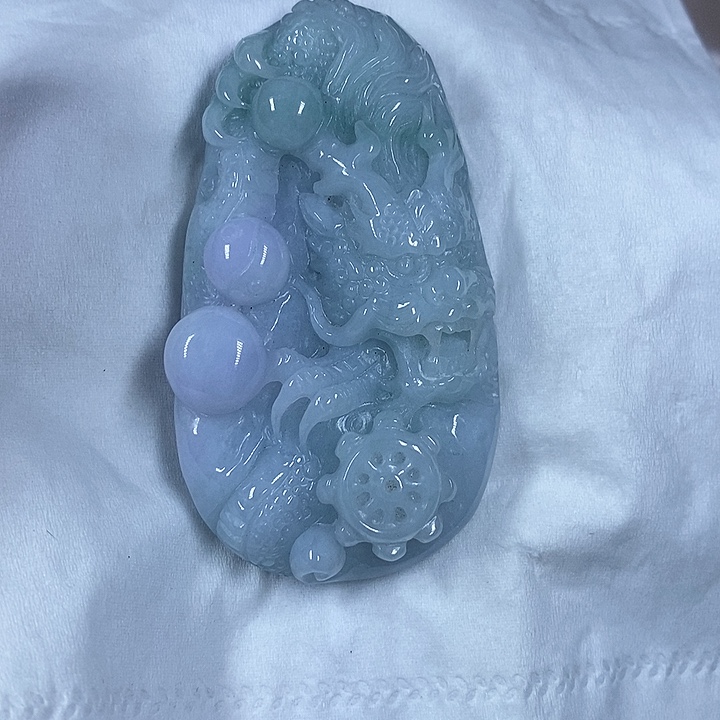 翡翠未镶嵌颈饰天然翡翠龍