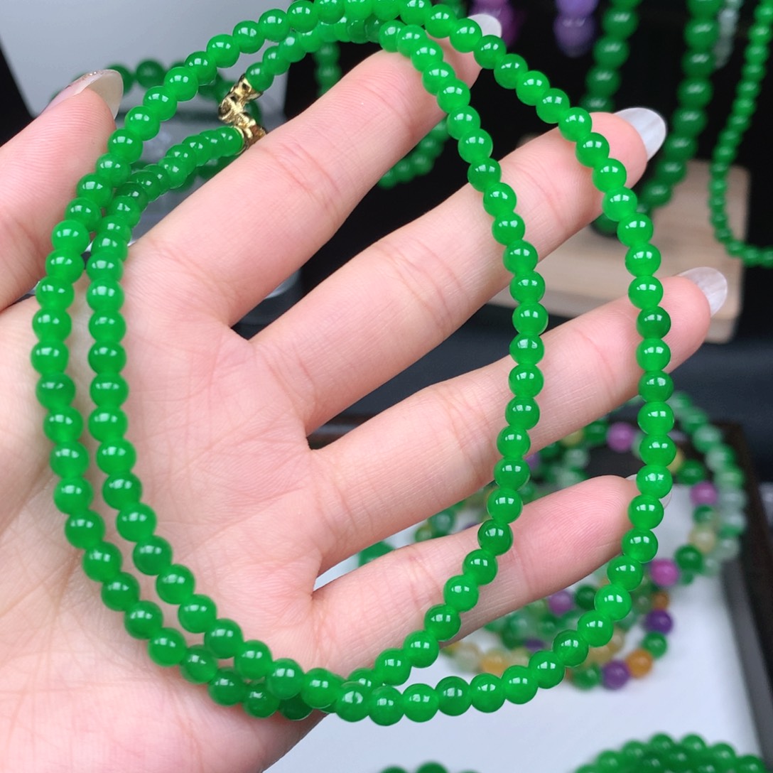 梅***一物一拍，卡5毛衣链阳绿色