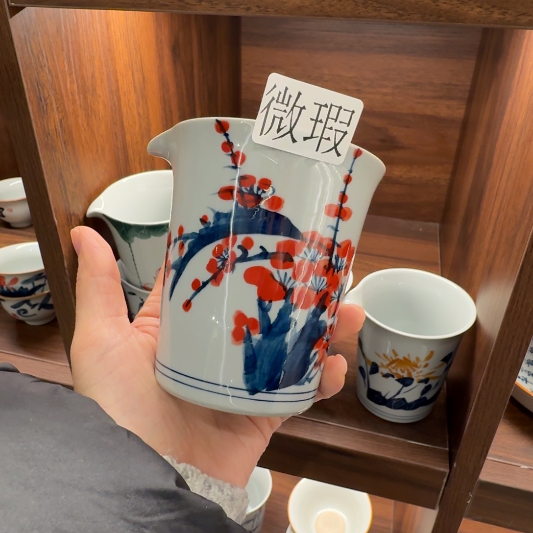 釉下手绘茶具微瑕