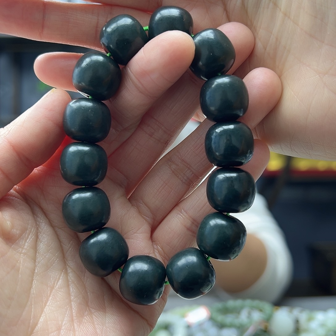 和田玉手链未镶嵌16老型珠