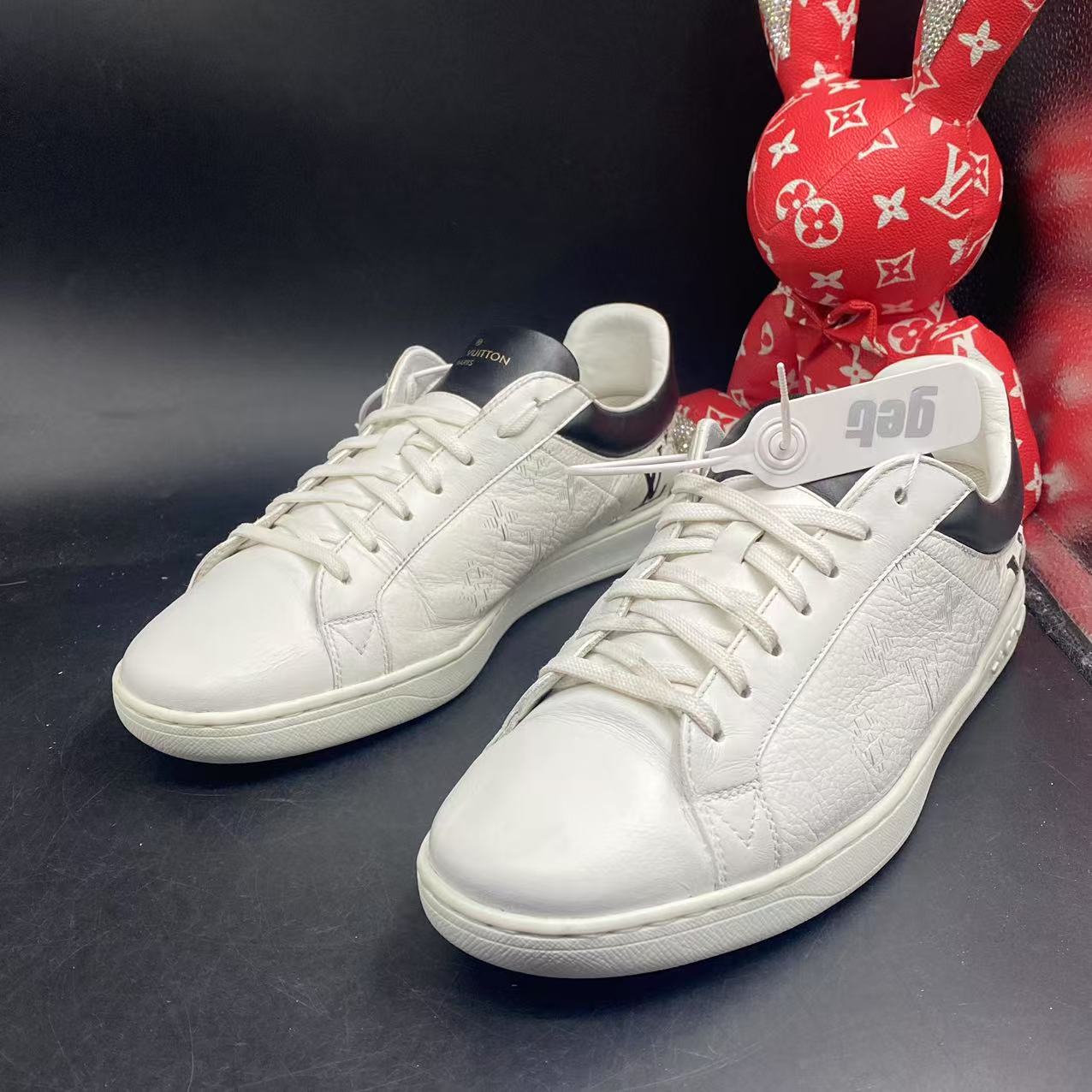 95新 LouisVuitton/路易威登 黑白渐变板鞋42/41/43码ddm1854