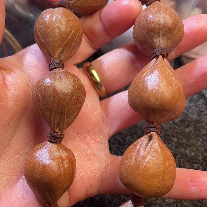 橄榄核吊坠2.3✖️2.9