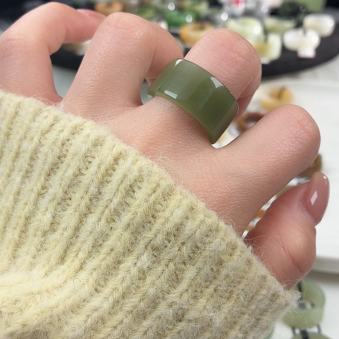 和田玉未镶嵌戒指S128果绿直切19.1