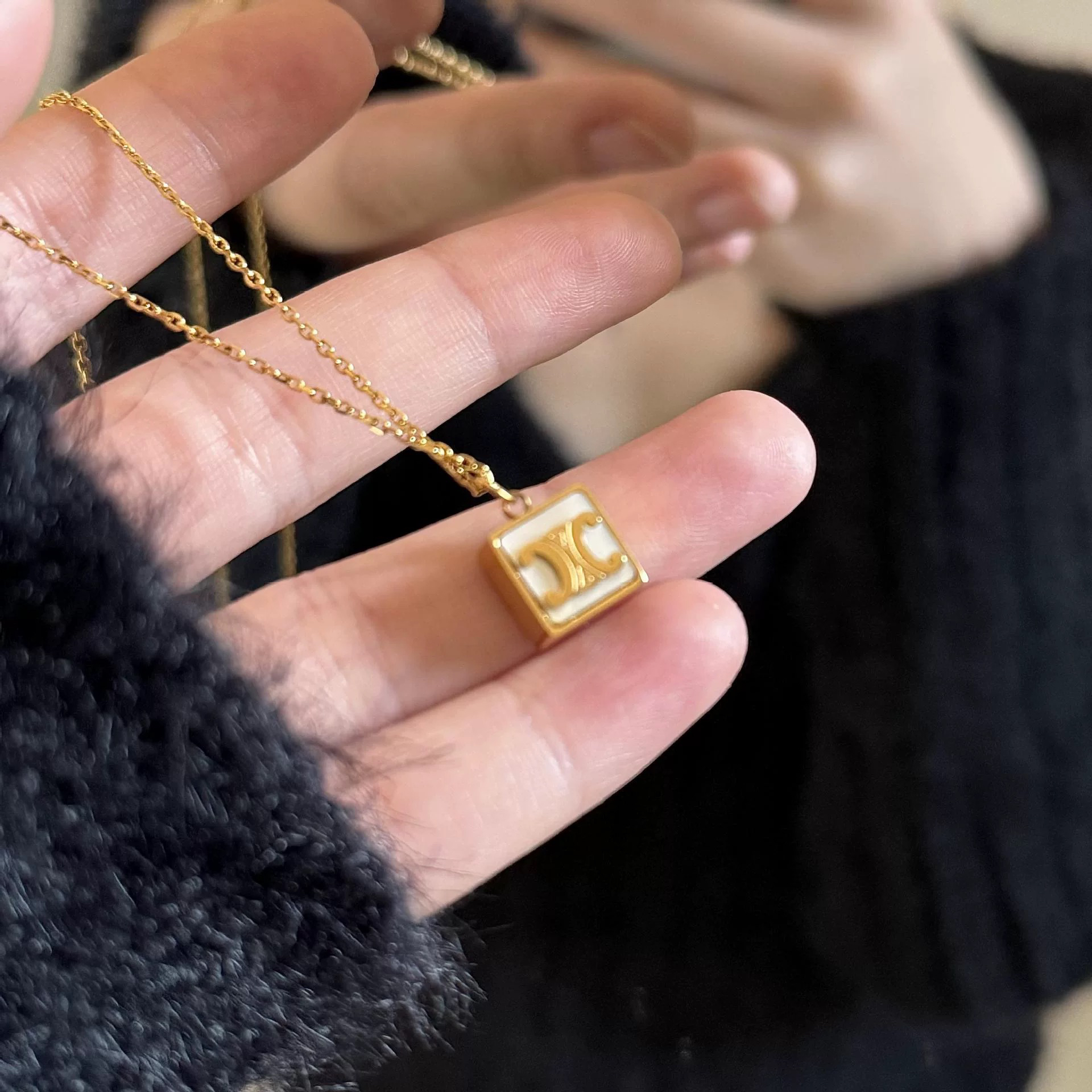 铜合金项链 凯旋门项链 高级感小众设计锁骨链新款时髦配饰潮