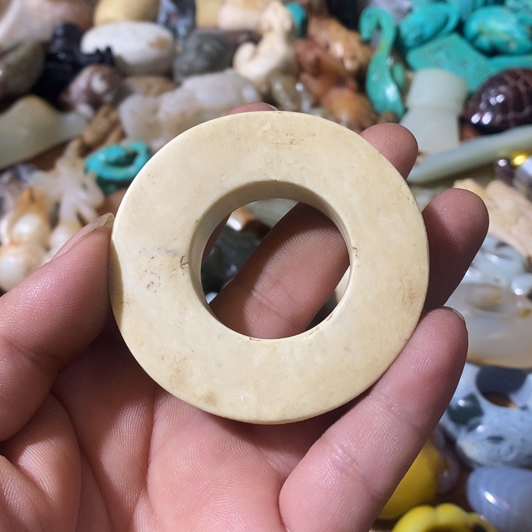 存***真和田玉（糖玉）未镶嵌挂件