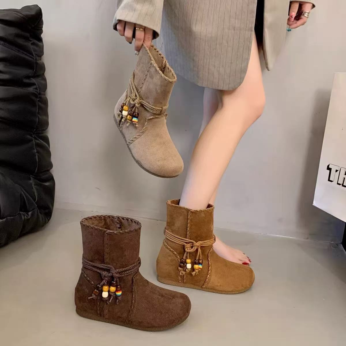 厚底时装靴女新款复古显瘦套筒马丁靴短靴6677（不加绒）