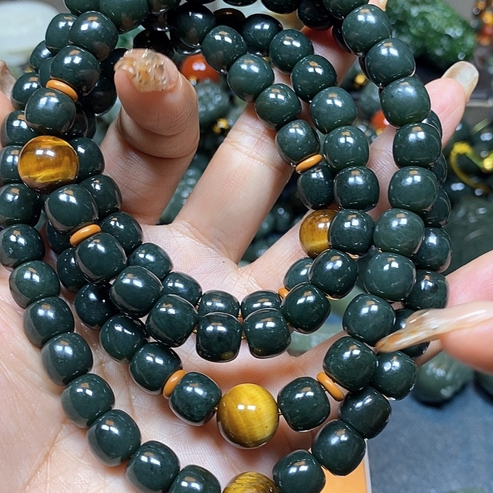 和田玉手串未镶嵌