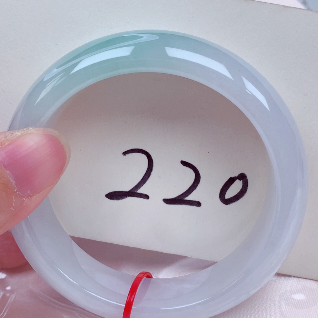 翡翠未镶嵌手镯翡翠