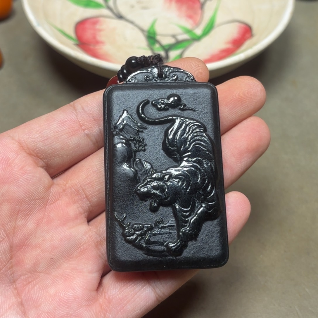 这个物件很老气啊