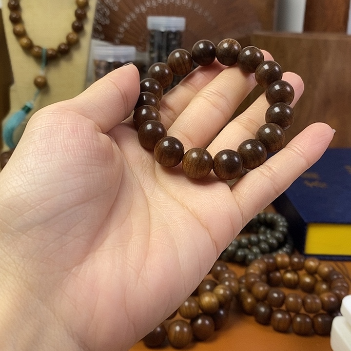 老山檀香黑肉沉水1.2手串