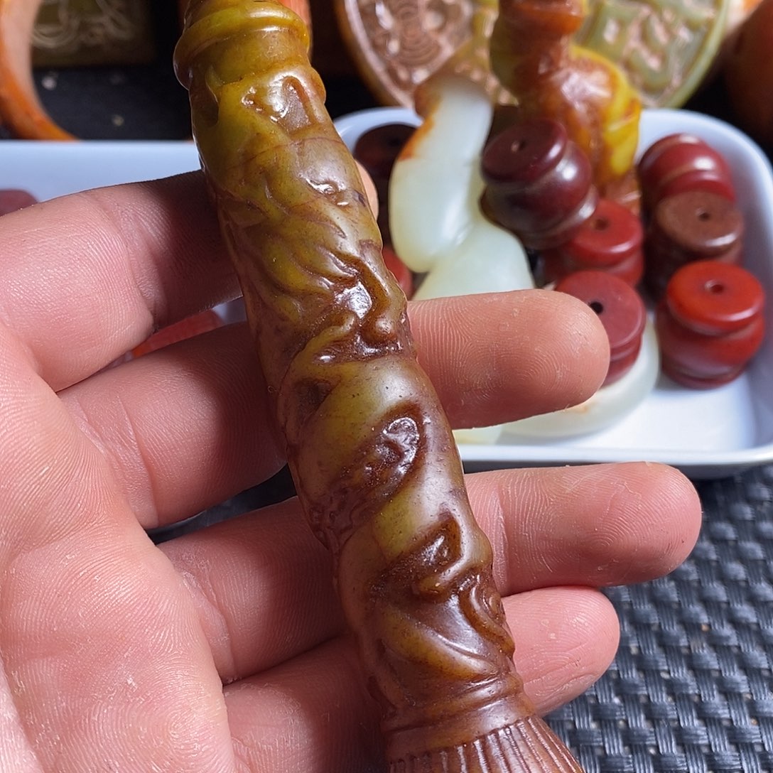 蛇纹石玉合金颈饰