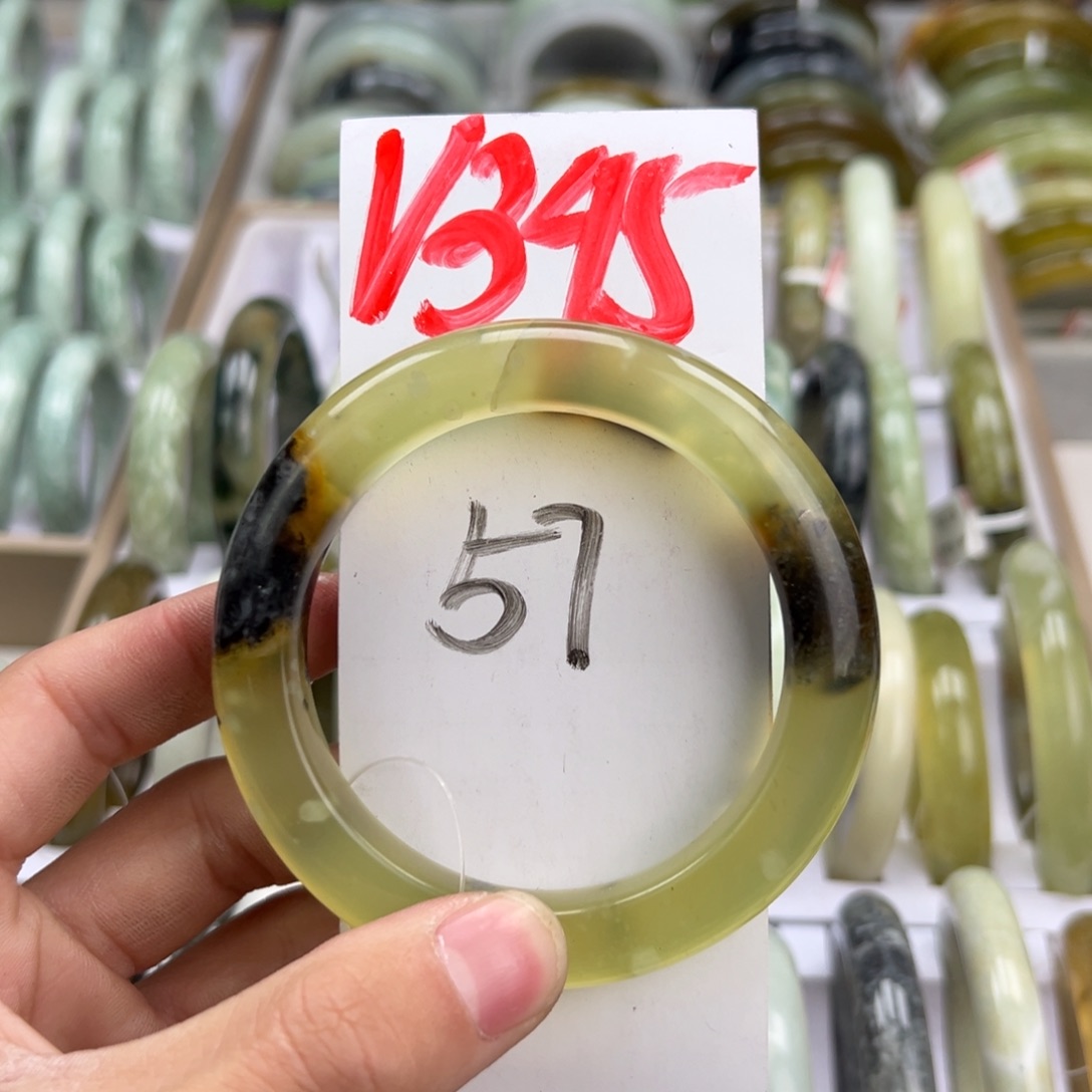 岫玉手镯未镶嵌天然岫玉微瑕