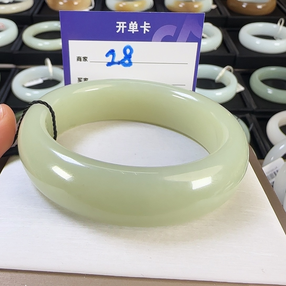 和田玉足银镶嵌手镯57